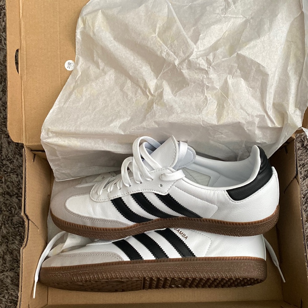 Adidas sambas